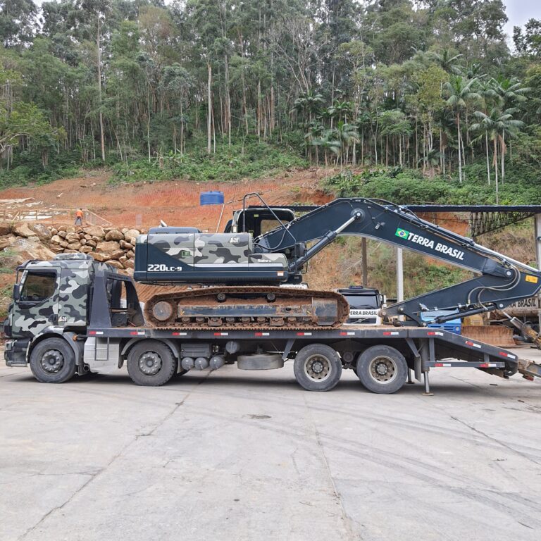 Read more about the article Conheça um pouco mais dos equipamentos utilizados nas obras de terraplenagem